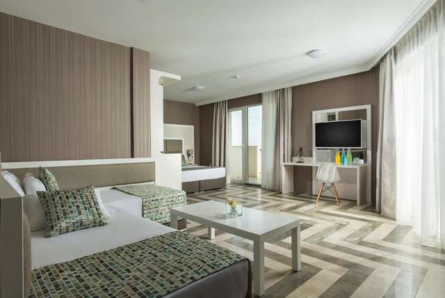 Отель Blue Sands Beach Hotel-All Inclusive Обзор-9